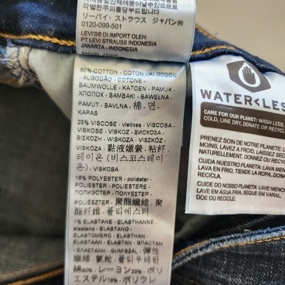 Levi's 721 High Rise Skinny Jeans - Picture 5 of 6